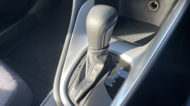 Toyota Yaris 1.5 Hybrid Icon 5dr CVT Hybrid Hatchback